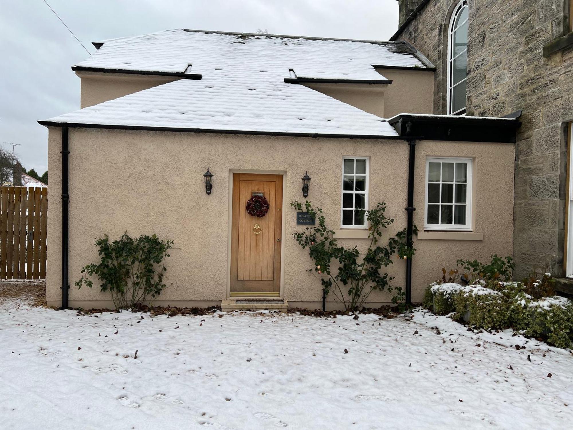 Quaint Self Contained Cottage Near Edinburgh. Loanhead Экстерьер фото